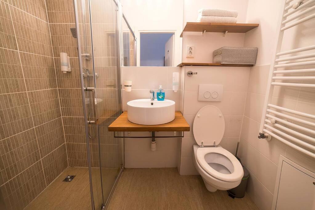 Ultra Central Bohemian Apartment 2 Cluj Napoca Bagian luar foto